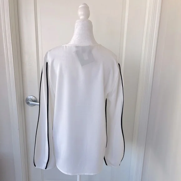 Marc New York White/Black Long Sleeve Women’s Blouse Size Large - Picture 3 of 8
